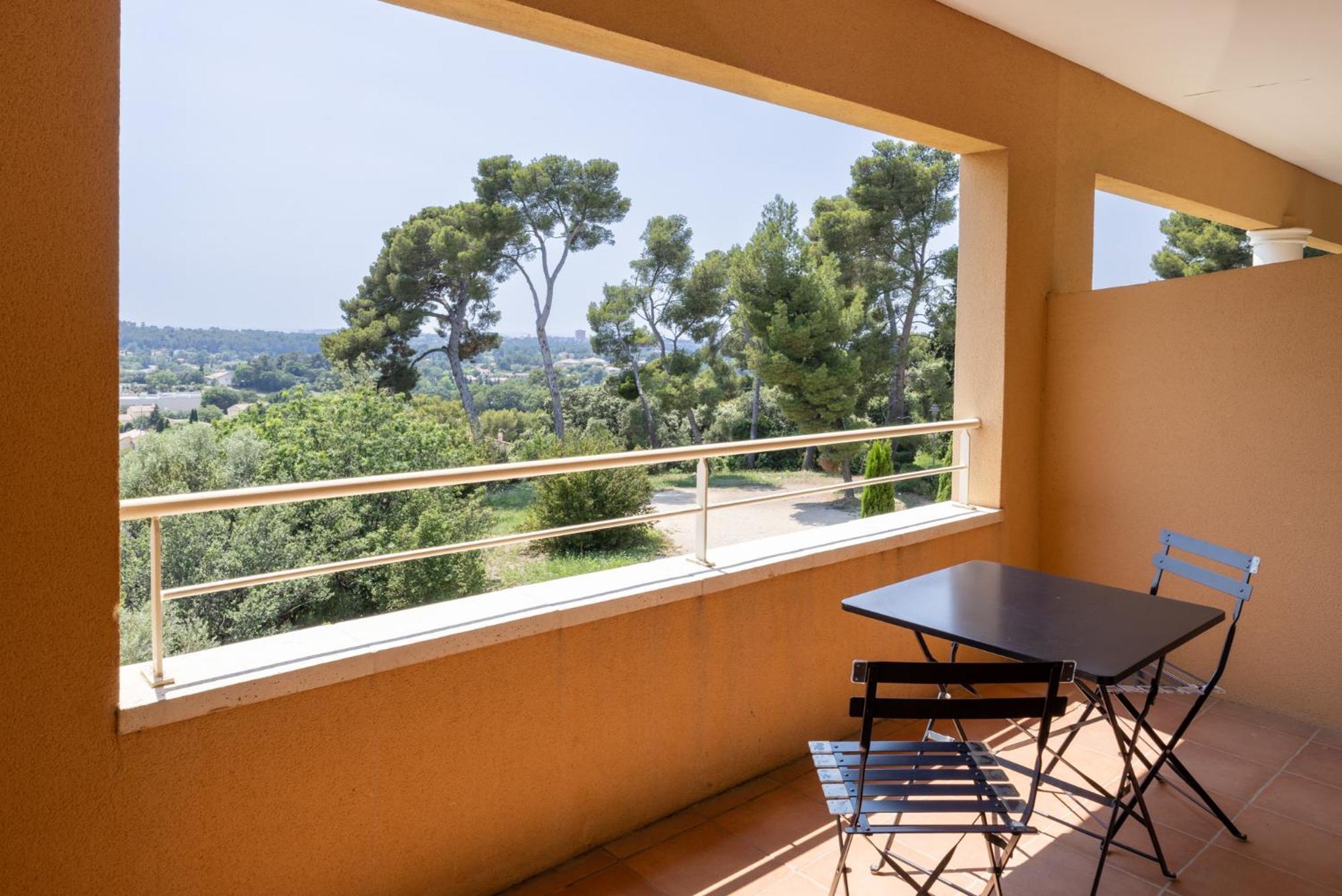 The Originals City, Hotel Cote Sud, Marseille Est Allauch Exterior photo