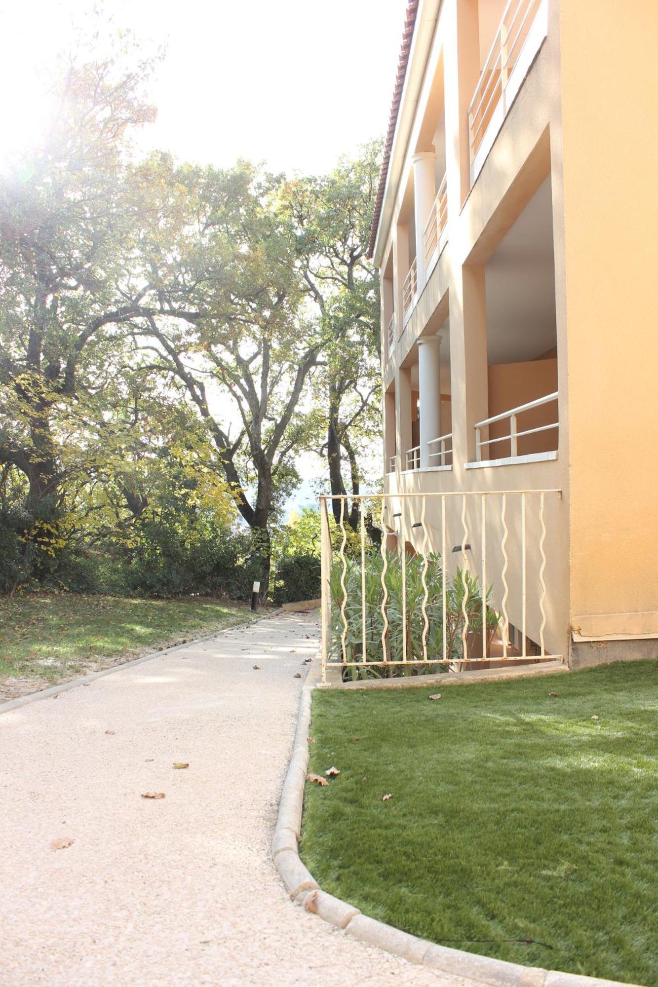 The Originals City, Hotel Cote Sud, Marseille Est Allauch Exterior photo